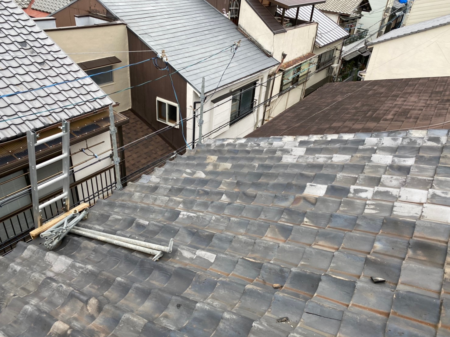 瓦屋根の葺き替えガルテクトへ